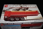 Tri-Axle Gravel Trailer, 1:25, AMT 8628